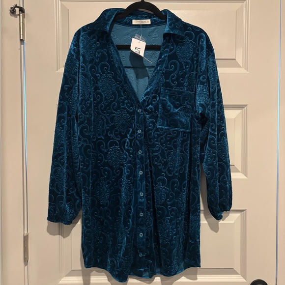 12th Tribe Tops - Anthropologie 12th Tribe Top Blue Velvet Button Shirt Tunic Pattern Velour Boho